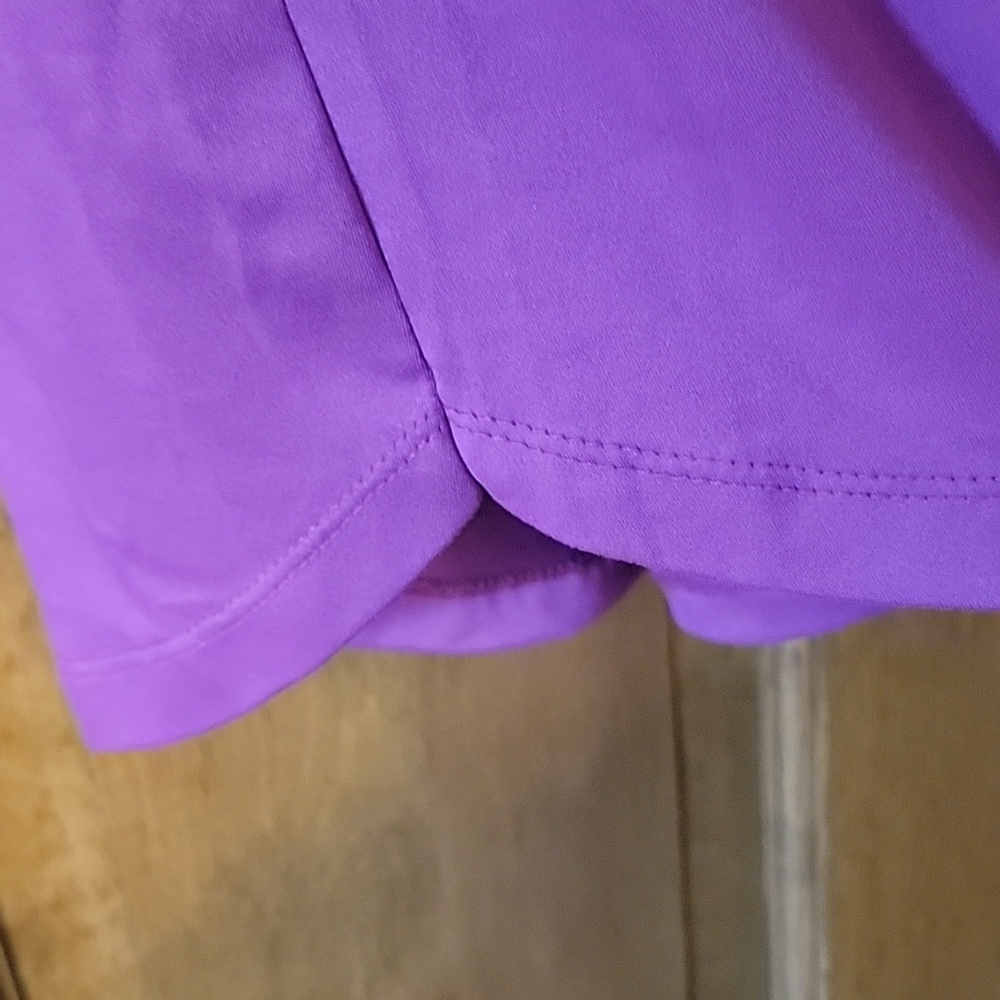 Boutique tee - Picture 5 of 6